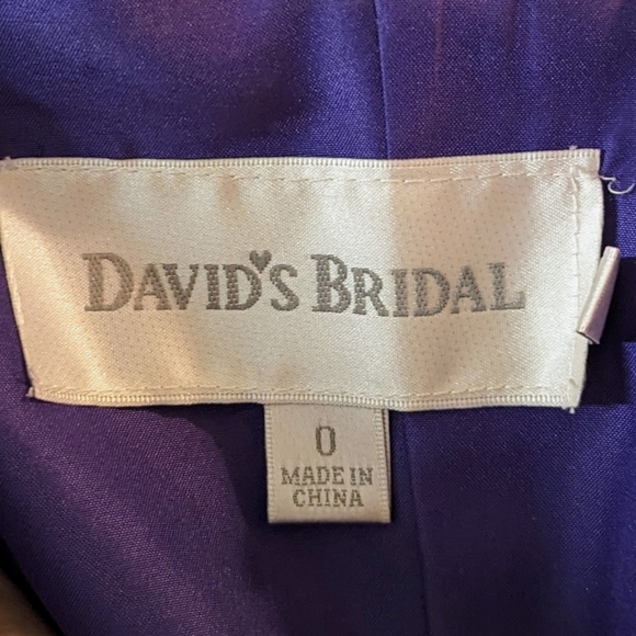 David's Bridal | Strapless Chiffon Long Purple Dress Size 0 - Picture 4 of 6